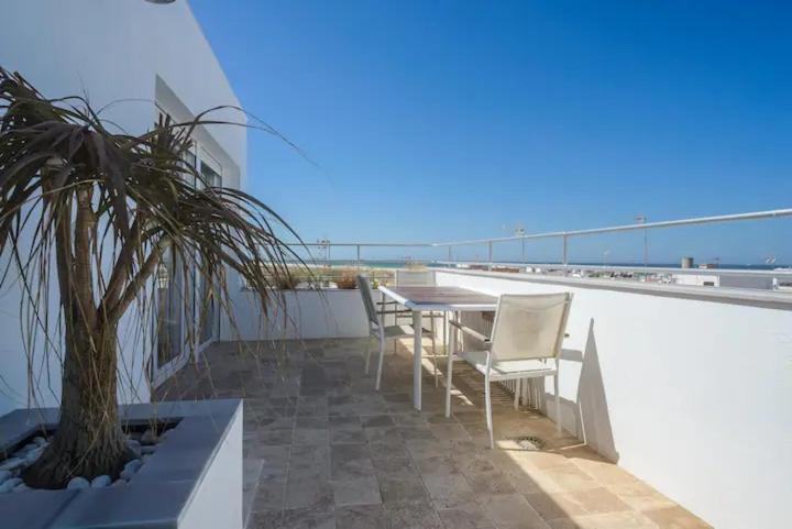 Apartamento Con Terraza Vistas Al Mar. Conil De La Frontera Exterior photo